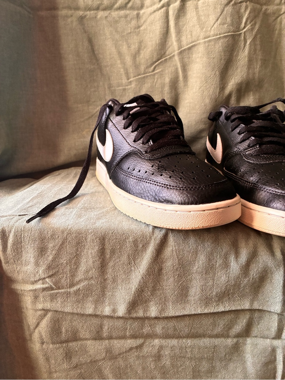Nike Black Sneakers with White Swoosh - Picture 12 of 16